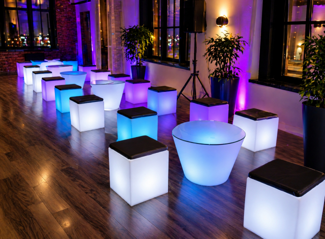 LED куб 40 см в аренду