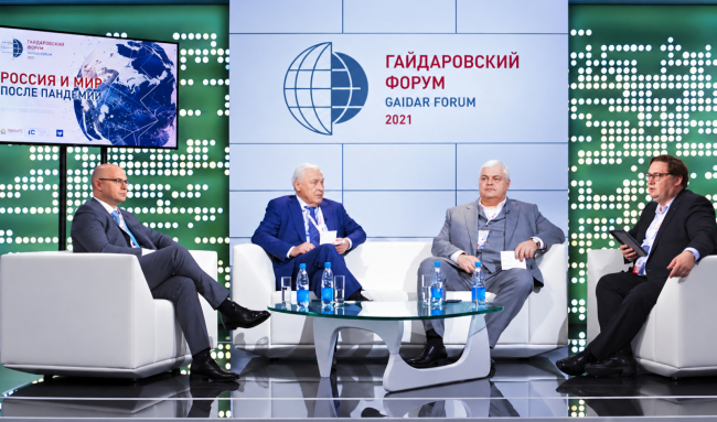 Кресло Diamond белого цвета в аренду